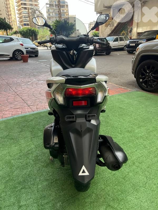 Yamaha Tricity 125 cc Japanese 5