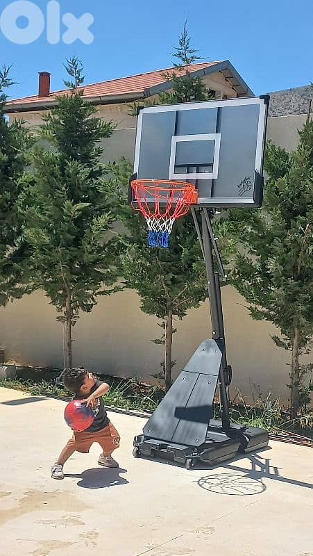 Now 280$ before 380$ movable hoop basketball 0