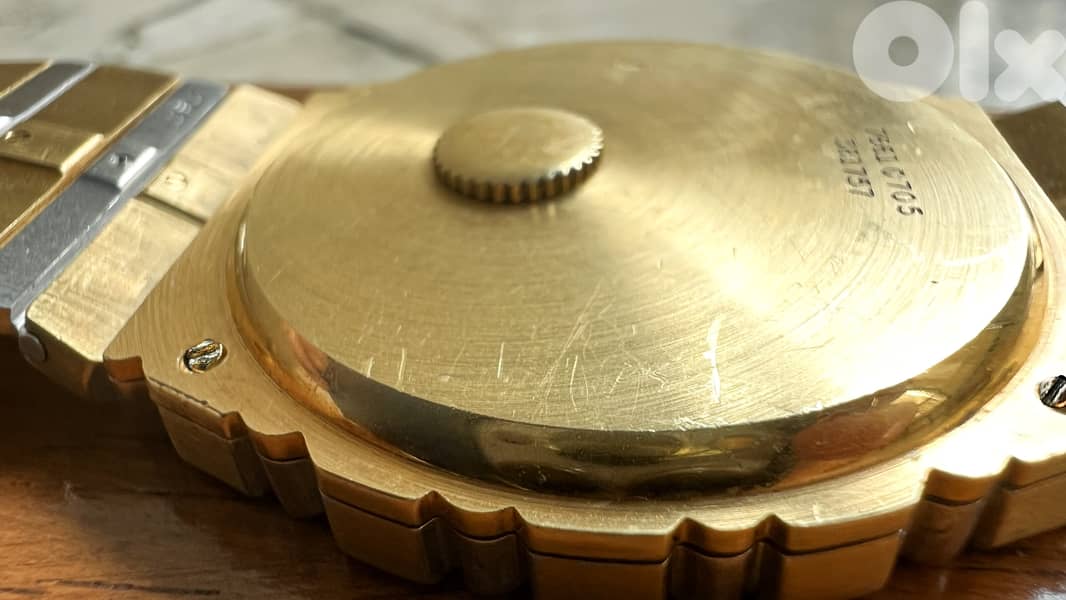 Beautiful Vintage Piaget Polo solid 18K gold with diamond 4