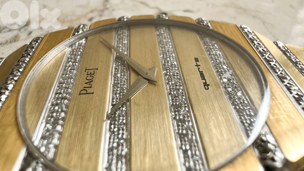 Beautiful Vintage Piaget Polo solid 18K gold with diamond 2