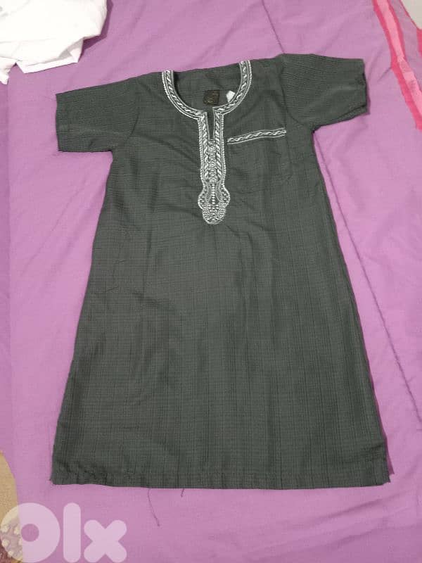 عبايه اطفال الوحدي 5$ 0