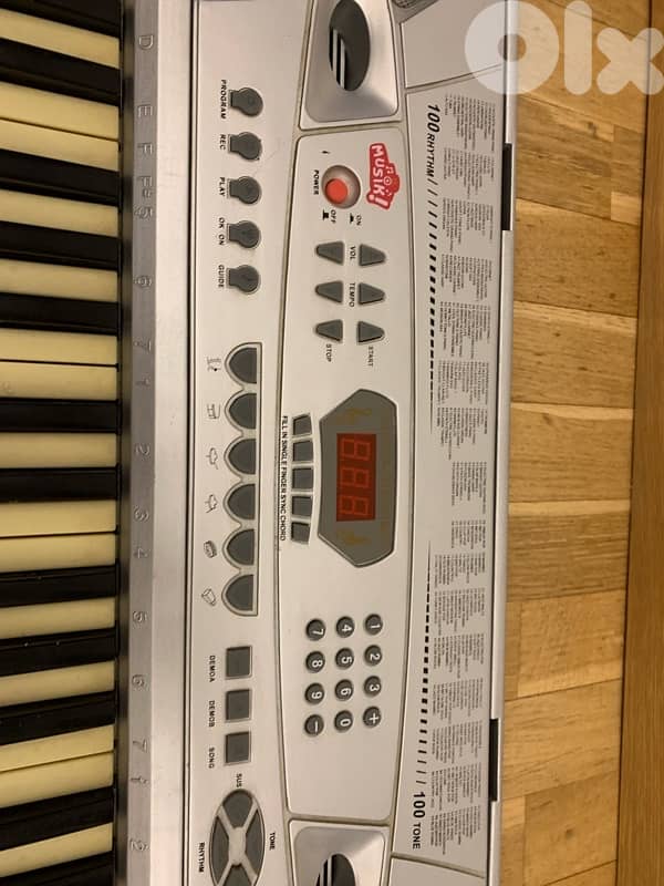 portable piano 0