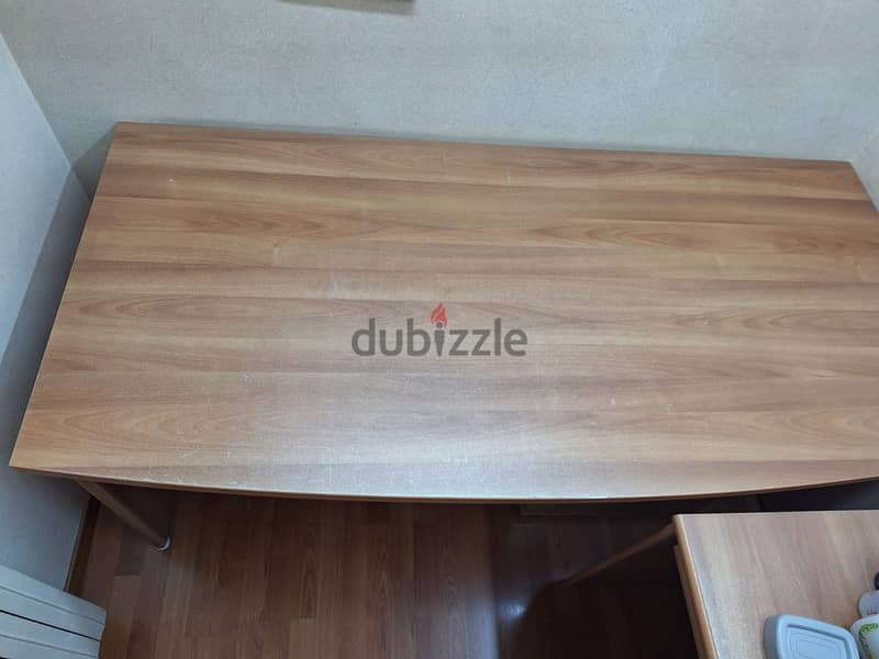 Wooden table 0
