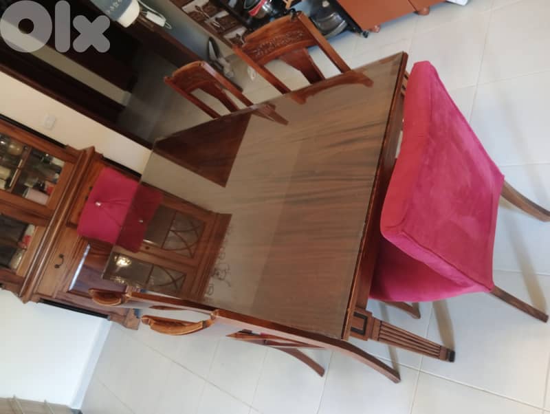 غرفة سفرة ٦ اشخاص 4