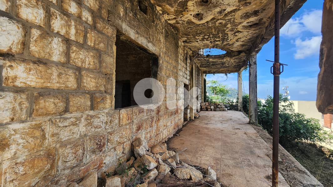 Land with Traditional Stone House For Sale in Aley أرض مع بيت حجري 13