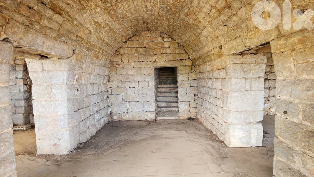 Land with Traditional Stone House For Sale in Aley أرض مع بيت حجري 15