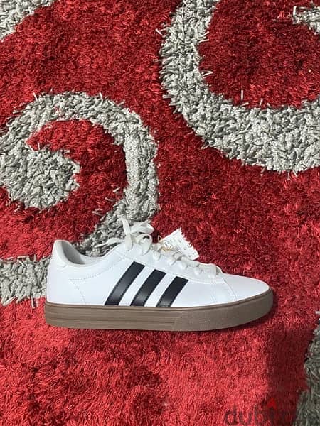 adidas daily 2.0 1
