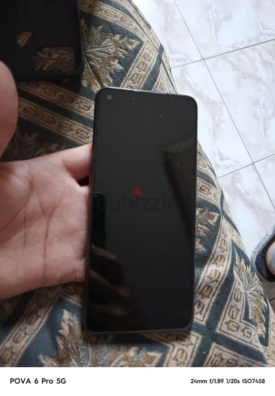 غازيه الجنوب مافي توصيل 70063552 الضهر مجروح 6/128 سعر 50$معو وصله بس 1