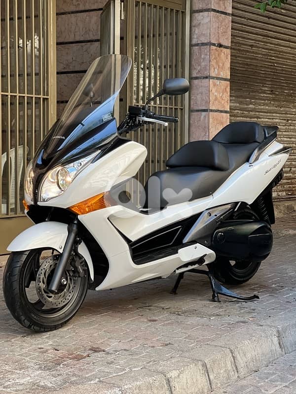 Japanese Honda Silverwing GT T mode 2