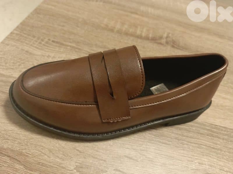 Women Shoes 2 for 20$ 1