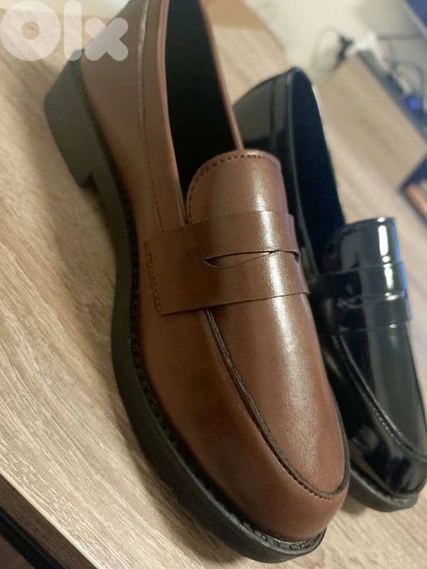 Women Shoes 2 for 20$ 2