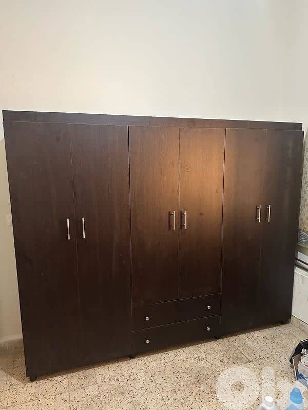 خزانة ست درف 240 سم 0