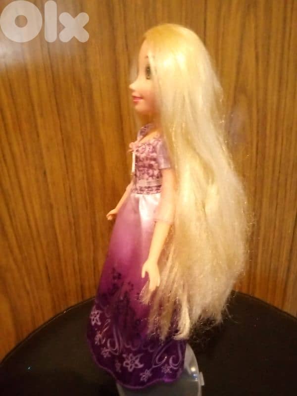 Princess RAPUNZEL TANGLED As new DISNEY Hasbro dressed doll=20$ 7