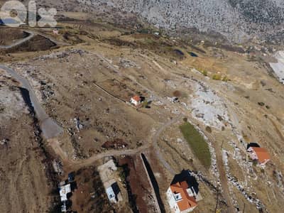 Land for sale in Tannourine Al Fawka-Batrounارض للبيع في تنورين الفوقا