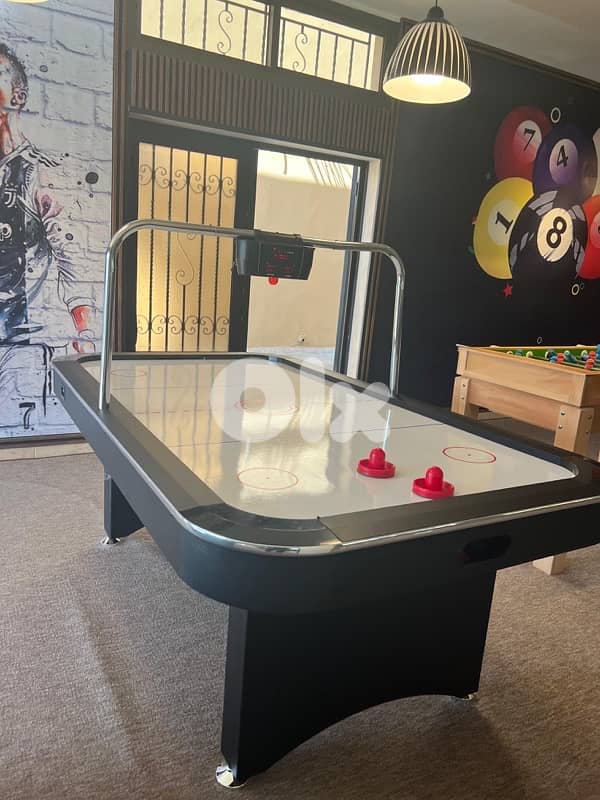 7FT Electronic Scorer Air Hockey Table 6