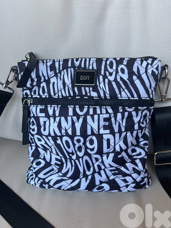 dkny crossbag 1