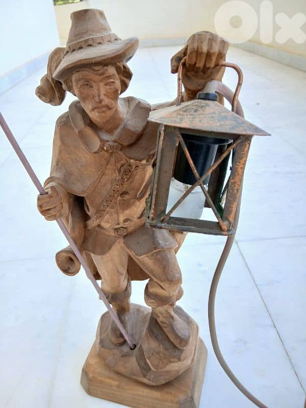 حامل الفانوس 0