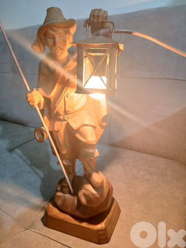 حامل الفانوس 1