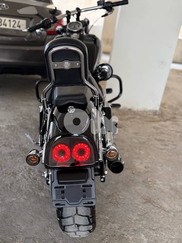 Harley davisdon Fat BoB 103 3