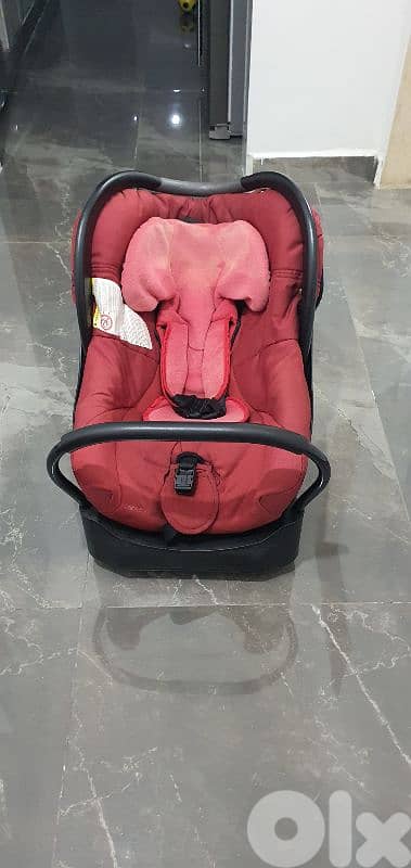 car seat and stroller 0