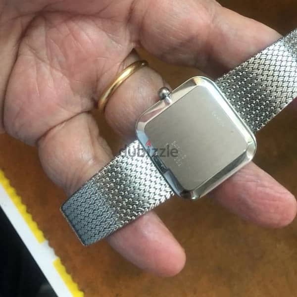 Universal geneve quartz 1