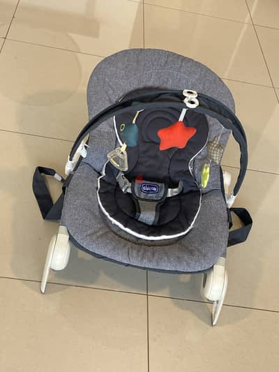 Hooplá Bouncing Chair with Toys