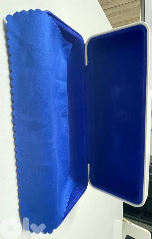 Real Madrid sunglasses 3