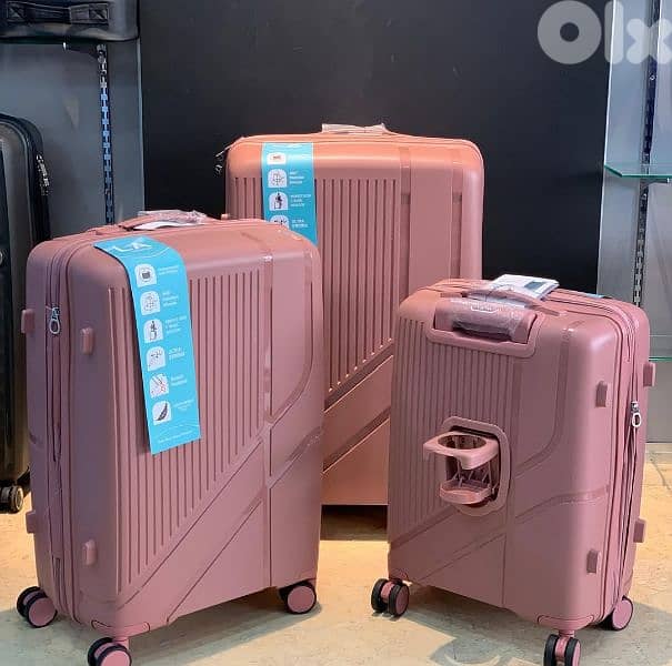 TravelPro Unbreakable Set travel bags suitcase luggage 2