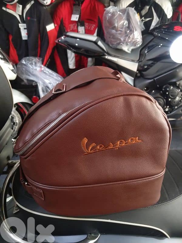 vespa helmet bag 30$ free delivery 3