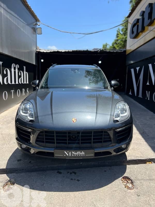 Porsche Macan S  2018 Clean Carfax! Like New!! Factory Paint!! 0