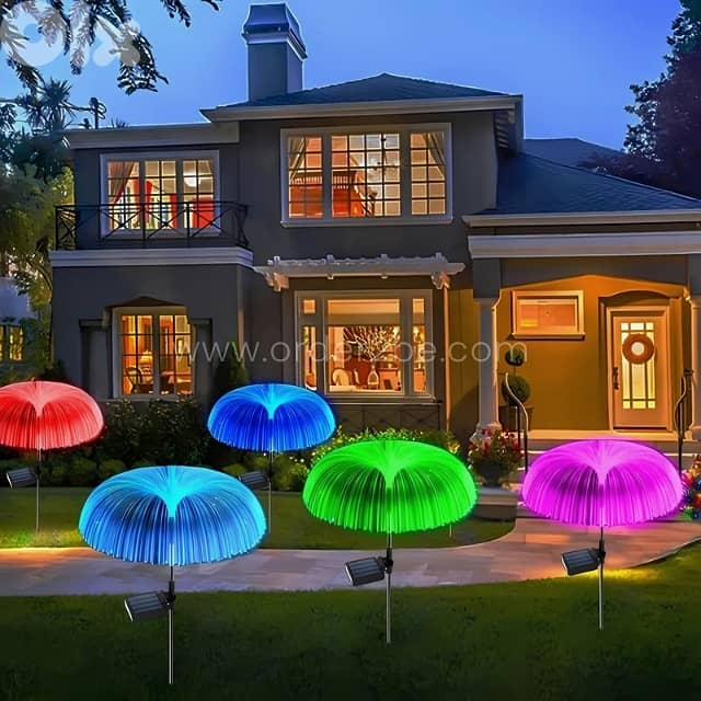 Jellyfish Solar Garden Lights – Magical 7-Color Glow with Fiber Optics 12