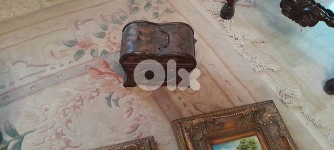 tableaux. e. excellent condition