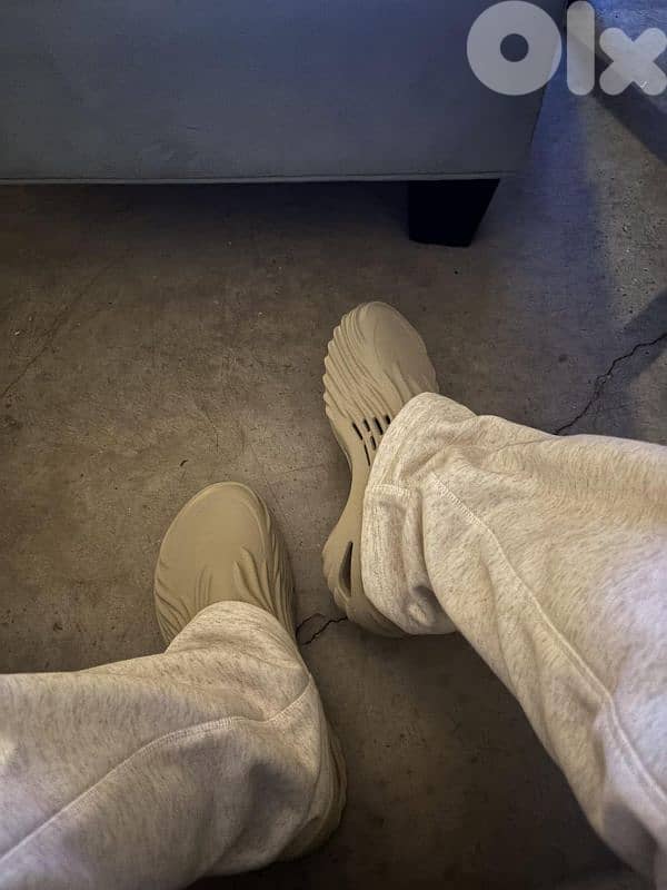 New Crocs Echo Wave 1