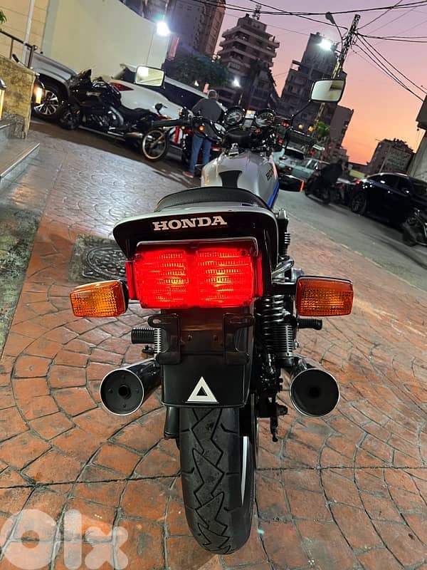 Honda CB 900 F 1982 2