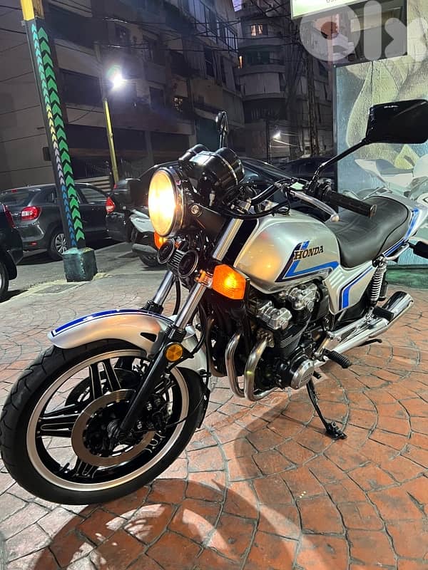 Honda CB 900 F 1982 8