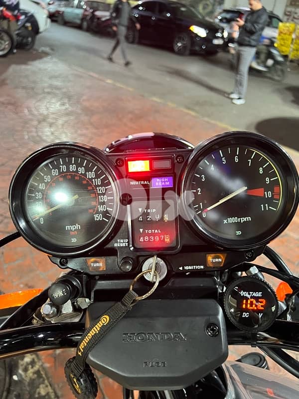 Honda CB 900 F 1982 9