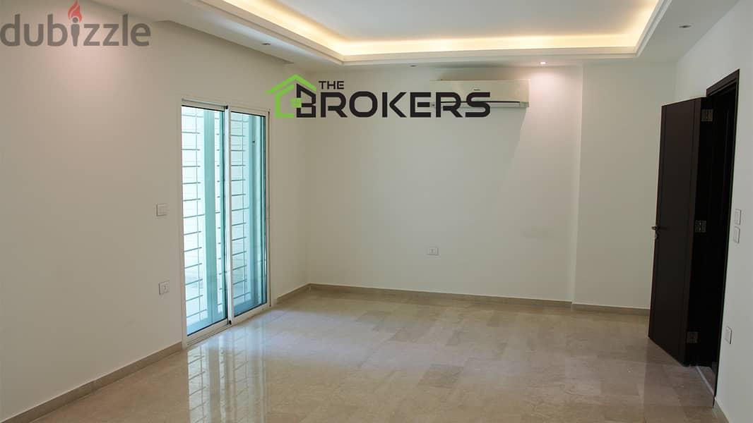 Apartment for Rent in Ras Al Nabaa    شقة للايجار في راس النبع 0