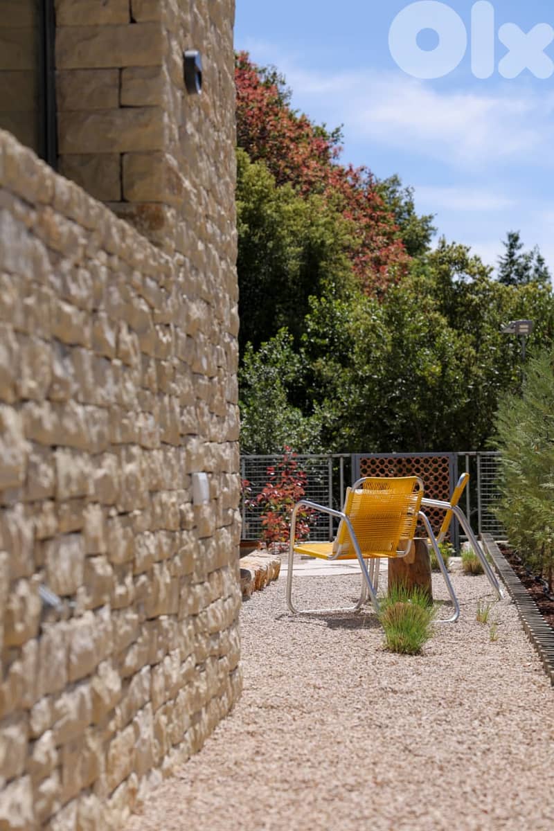 Land with a stand-alone house for sale in Mrah Chdid 0