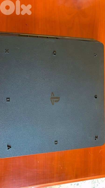 PS4 Slim Limited Edition 1TB brought from Europe 3