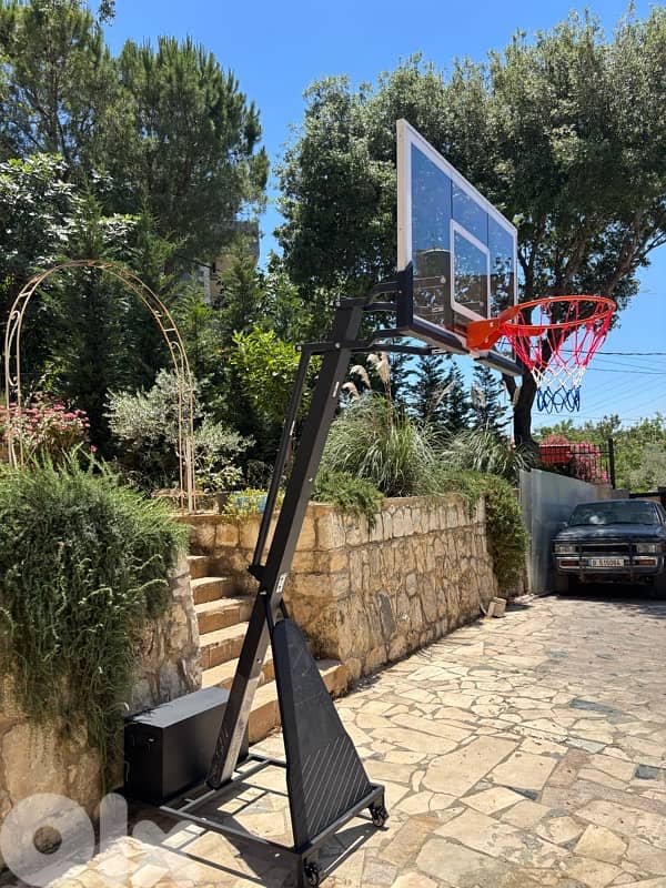 Adjustable Basketball hoop with Iron base 2