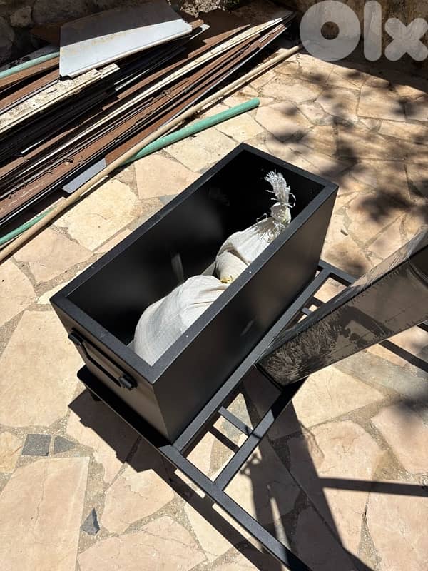 Adjustable Basketball hoop with Iron base 3