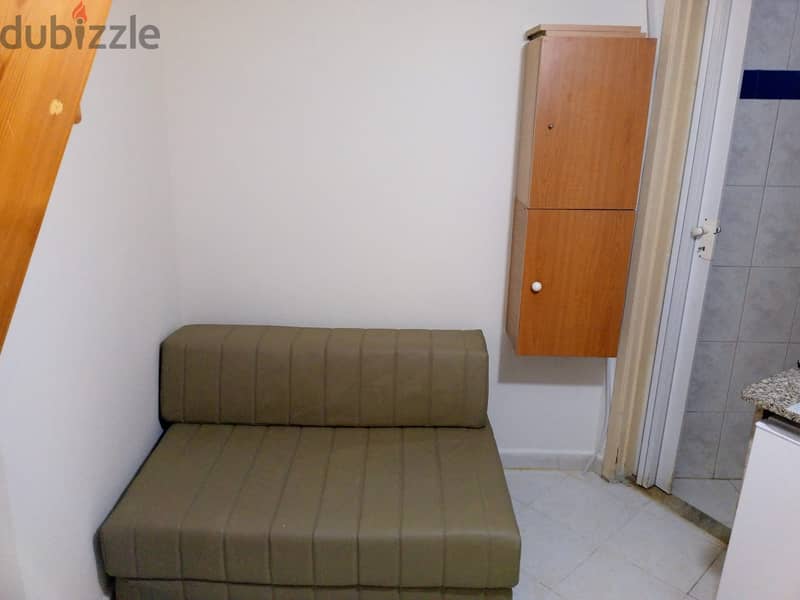 14 m studio -150 $ - in Gondola - Halat - Jbeil 3