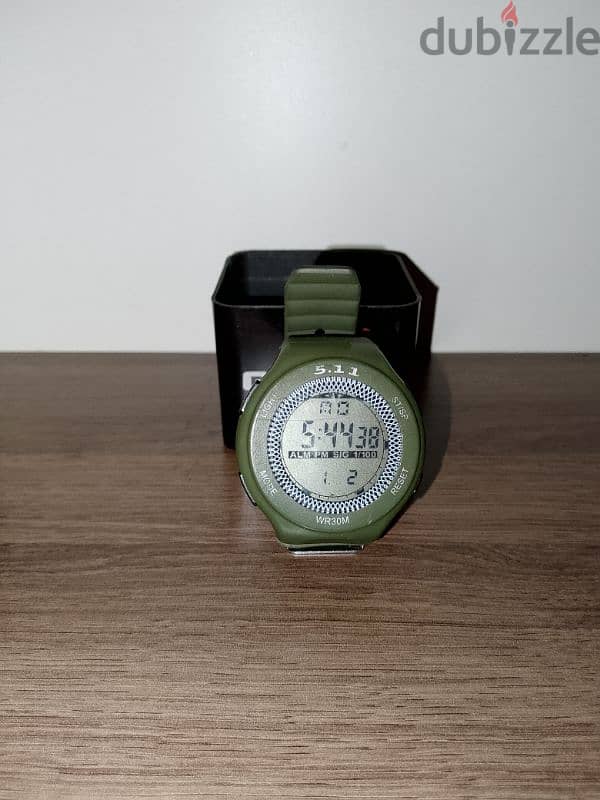 ساعة 5.11 ديجيتال ضد الماي ، نوعية مرتبة 0