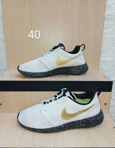 Adidas shoes size 40