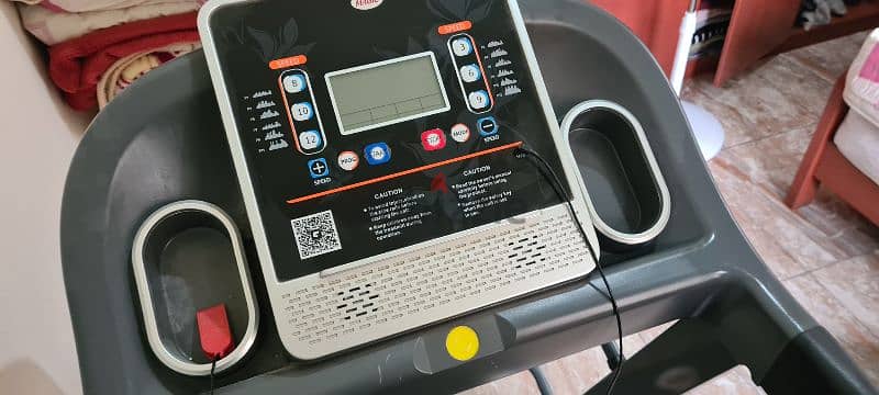 Treadmill MTM 1500 + Fat Burning Vibrator 1