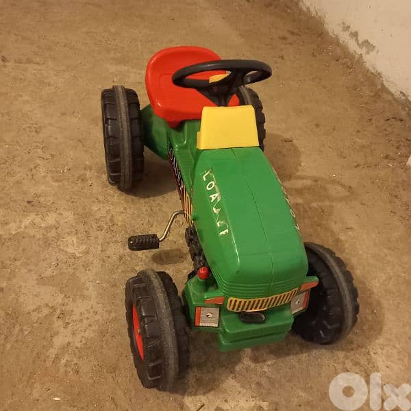 Tractor ideal for kids less than 5 0