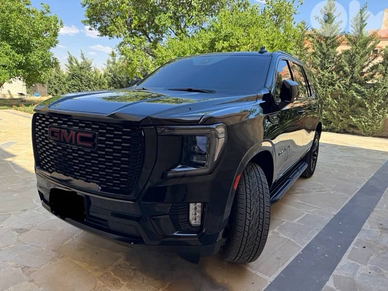 GMC Yukon Denali 0