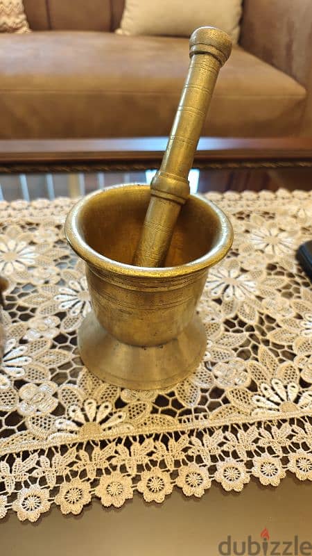 مطبقية نحاس تراثية وهاون نحاس عدد ٢ 2