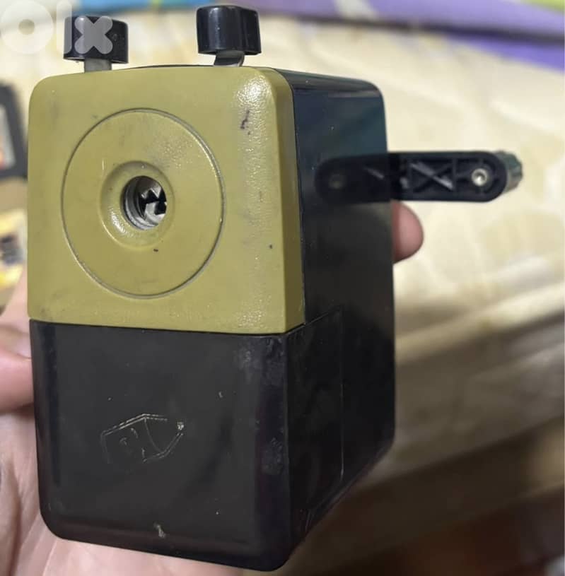 Vintage Rotary pencil sharpner 3