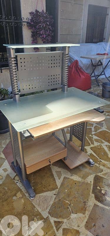PC Computer desk 1